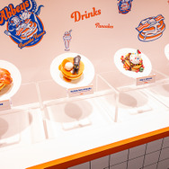 「FGO MART＠TOKYO」フォトレポート！サーヴァントたちのお店でショッピング気分を満喫、物販コーナーに並ぶアイテムもユニーク