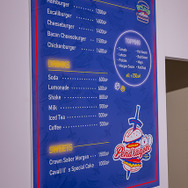 「FGO MART＠TOKYO」フォトレポート！サーヴァントたちのお店でショッピング気分を満喫、物販コーナーに並ぶアイテムもユニーク