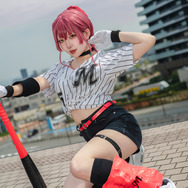 宝鐘マリン（千葉ロッテマリーンズユニフォーム）「ホロライブ」／御伽パセリ（X：@otogino_parsley）