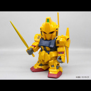 金色の機体、全高約24cmで圧倒的存在感!「機動戦士Zガンダム」より、クワトロ・バジーナが操る「百式」がジャンボソフビフィギュアSDに