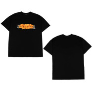 『スト6』リュウ、豪鬼の大迫力な“ミューラルアート”がTシャツに！経年とともにロゴが徐々に姿を現すクラックシャツは、手作業で数十回も塗り重ね