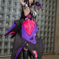 ハラン『勝利の女神：NIKKE』／Riana（@nameko_buncho）