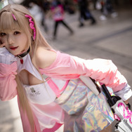 バイパー『勝利の女神:NIKKE』／Kipi（X：@kipi_84）、撮影：乃木章（X：＠Osefly）／『勝利の女神:NIKKE』ブース出演