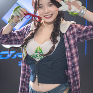 ジュリア・チャン『鉄拳』／佐倉ゆるか（X：@Sakura_Yuruka ）