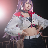 常闇トワ「ホロライブ」／月海つくね（X：@XaiabP）、撮影：山颪ヒア（X：@fotomachen）