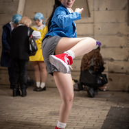 コナンの格好をした毛利蘭「名探偵コナン」もころす（X：@mokorosu）