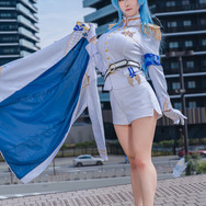 ヘルム『勝利の女神:NIKKE』／山中おくら（X：@ymnnkn_okura）