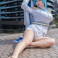 ヘルム『勝利の女神:NIKKE』／山中おくら（X：@ymnnkn_okura）