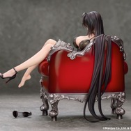スリットから覗く太ももが艶めかしい…!セクシードレスの『アズレン』大鳳フィギュア登場、“生足美脚”まで破壊力抜群