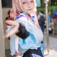 三月なのか『崩壊：スターレイル』／五色もか（X：@moka_4416）