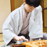 藤井聡太八冠×ピカチュウ!? 日本将棋連盟によるクラファン返礼品 藤井聡太八冠×ピカチュウ!? 日本将棋連盟によるクラファン返礼品