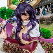 マジアベーゼ「魔法少女にあこがれて」／Kadorin 仁美（Instagram：kadorin.hitomi）