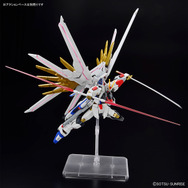 注目ガンプラ「HG マイティーストライクフリーダムガンダム」が