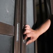 可愛い精霊は実在した！？ オートバトルRPG『エバーソウル』の魅力を伝えるべく、プロジェクトマネージャーとゲームライターで“何か”が現れそうな廃墟を一晩探索してきた