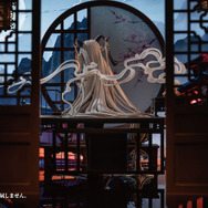 スラリと伸びた足と豊満ボディ…!『アズレン』エーギルが「祥雲に昇る金龍」で立体化―零れ落ちそうで目が離せない