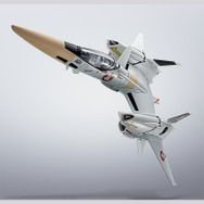 リン・ミンメイが美しい…！「マクロス」から「HI-METAL R VF-4 ライトニングIII -Flash Back 2012-」が、スペシャルパッケージで再商品化