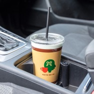 『あつまれ どうぶつの森』より「喫茶ハトの巣」モチーフのタンブラー付きムックが本日5月27日より再販！前回販売時は即完売の人気アイテム