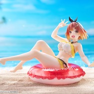 太もも&お腹が眩しい！水着「ライザ」のフィギュアが登場―チャーミングな八重歯が覗く笑顔もカワイイ