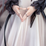 ほほえみが美しい…『アークナイツ』より「魔王」のフィギュアが日本国内でも！あみあみで予約受付中―特典のアクリルチャームもついてくる