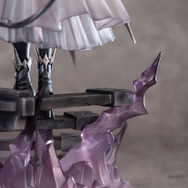 ほほえみが美しい…『アークナイツ』より「魔王」のフィギュアが日本国内でも！あみあみで予約受付中―特典のアクリルチャームもついてくる