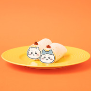 顔が真っ赤で辛そうな「ちいかわ」がカレーに…！新たなメニューとグッズを展開する“食欲そそるHOTなフェア”が常設コラボカフェで開催決定