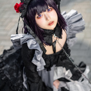 黒江雫 「その着せ替え人形は恋をする」／まーぶる。（X：@marble0525）