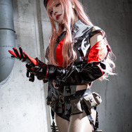 ラピ『勝利の女神:NIKKE』／ひよっこ（X：@nakukotogadekin）