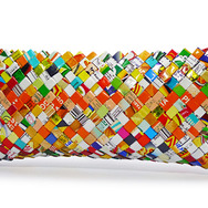 エコブランド「ecomismo」より、お菓子の袋をリサイクルしたDSケースなどのアクセサリーを発売