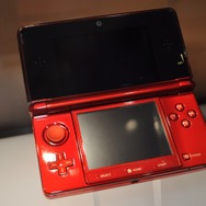 【E3 2010】3DSを間近でチェック(動画)