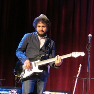 【E3 2010】ドラム＆マイクロフォン対応、2年ぶりのシリーズ最新作『Rock Band3』