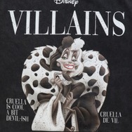 マレフィセントやアースラなど、ディズニー「ヴィランズ」モチーフのTシャツ4種が発売!雑誌風のデザインがシックでおしゃれ