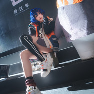 リン（女性主人公）『ゼンレスゾーンゼロ』／如月夏巳（Weibo：如月夏巳）