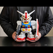圧倒的存在感！「ガンダム」「ガンキャノン」「ガンタンク」の“ジャンボソフビSD”が登場