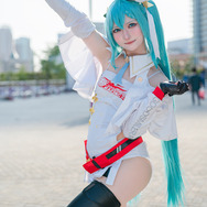 初音ミク／猫宮ハルナ（X：@Hapinachan_cos）