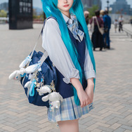 初音ミク／柘榴（X：@adgjp__a）