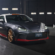 “艦娘”がカッコよすぎる“GR86”に…！『艦これ』金剛型姉妹4人がスポーツカー「金剛型86」になって、提督の元へ―公式納車式も