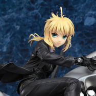 重厚なデザインのバイクを駆る姿が美しい……『Fate/Zero』よりセイバーがモンスターマシン「セイバー・モータード・キュイラッシェ」に搭乗したフィギュアが再販