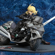 重厚なデザインのバイクを駆る姿が美しい……『Fate/Zero』よりセイバーがモンスターマシン「セイバー・モータード・キュイラッシェ」に搭乗したフィギュアが再販