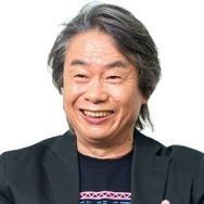 音も鳴る、紙製ファミコンが付録に!雑誌「ファミコン四十年生」発売決定ー宮本茂氏、堀井雄二氏らが当時を“アツく”語るインタビューも掲載