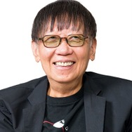 音も鳴る、紙製ファミコンが付録に!雑誌「ファミコン四十年生」発売決定ー宮本茂氏、堀井雄二氏らが当時を“アツく”語るインタビューも掲載