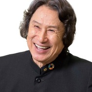 音も鳴る、紙製ファミコンが付録に!雑誌「ファミコン四十年生」発売決定ー宮本茂氏、堀井雄二氏らが当時を“アツく”語るインタビューも掲載