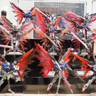 分身（？）するデスティニーガンダムや製作期間10年クラスのスターデストロイヤーなど、数多の力作たちが一堂に会する！【八展2024フォトレポート】