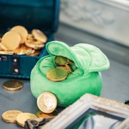 「ルイージの帽子ぬいぐるみポーチ」や「テレサのルームライト」が可愛い！『スーパーマリオ』のブランドムック発売は6月25日から