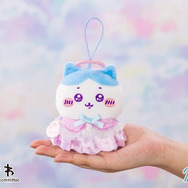 ちいかわ」が“天使”に！ピンク衣装に包まれてハチワレ、シーサー