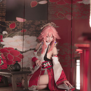 八重神子『原神』／草莓刺客（Weibo：@草莓刺客）