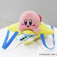 ワープスターに乗ったカービィを背負える！『星のカービィ』より実用的なぬいぐるみリュックがプライズに登場