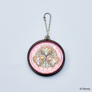 白雪姫やシンデレラも！『キングダム ハーツ』シリーズより “ステンドグラス”風ミラーが登場―歴代タイトルデザインもカッコイイ