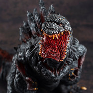クオリティが高すぎる…！「シン・ゴジラ」超リアルで大迫力なフィギュアが、覚醒Verと共に降臨