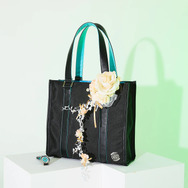 『グノーシア』コラボモデルの腕時計&トートバッグが新登場ー思い出のシーンが蘇るデザインに