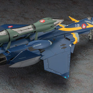 「マクロスプラス」もうひとつの主役「YF-21」がフォールドブースター&ファストパック付きでプラモデルになって登場